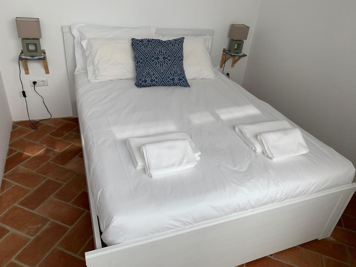 Stylish Townhouse With Gallery In The Heart Of Tavira For Two Exteriör bild